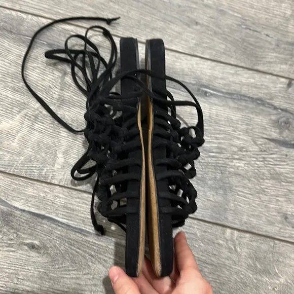 • Alumnae • Knotted Lace Up Suede Leather Sandals Black 39 / 9 Women’s