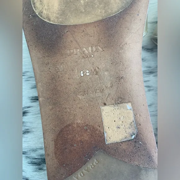 🔥 Clearance Prada Saffiano Gold Slides