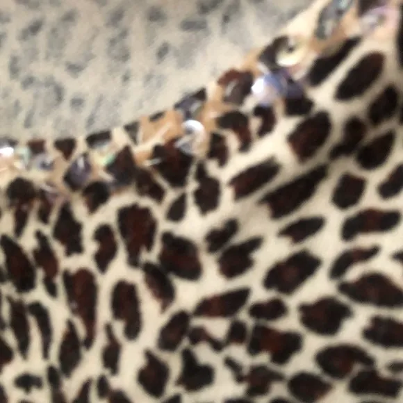 🌞 Forever 21 bling sequin trim leopard print 3/4 sleeve crop top cardigan S