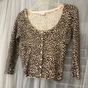 🌞 Forever 21 bling sequin trim leopard print 3/4 sleeve crop top cardigan S