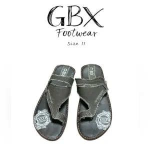 🩴 GBX men’s sandals size 11