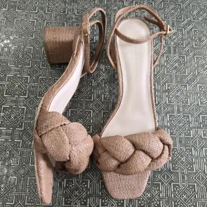 🐢 Loeffler Randall Avril Braided Sandals Brown Raffia  Size 9B MSRP $395