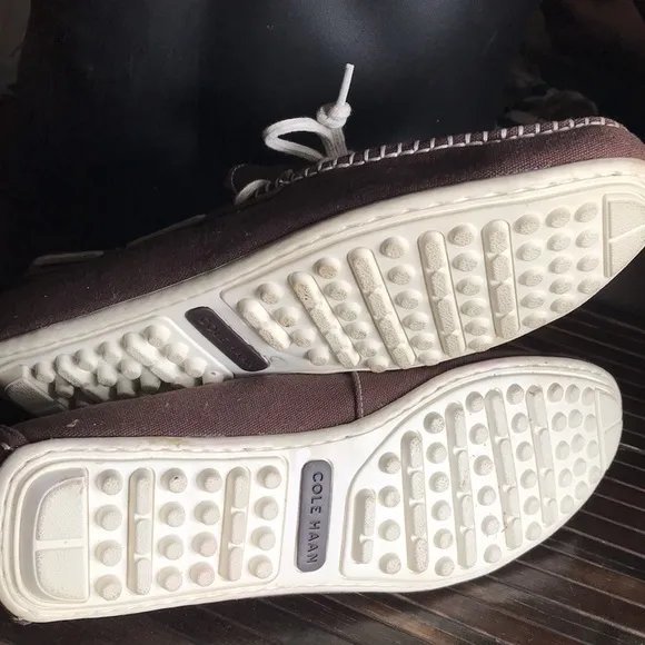 🛍️ New COLE HAAN Brown Cream White Canvas Loafers