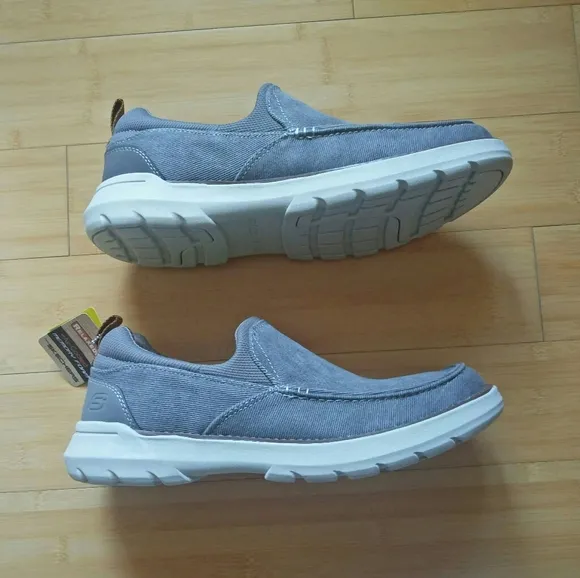-NEW- Men's Skechers Doveno - Hangout Sneakers 9.5