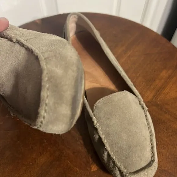 🔥🔥 UGG MILANA slip on flats, grey light brown suede loafer women sz 10 - GUC