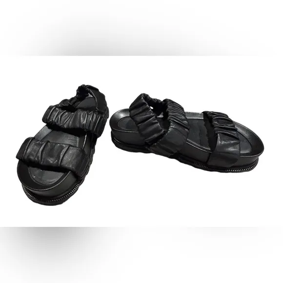 🖤 VIC MATIE DESIGNER SANDALS!! MADE IN ITALY! EXTREME QUALITY! DON’T MISS OUT🖤