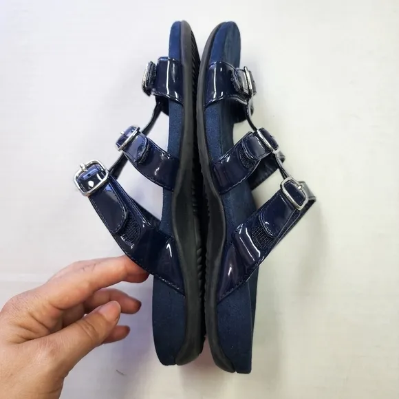 🌸 Vionic | Patent Leather Sandals size 8