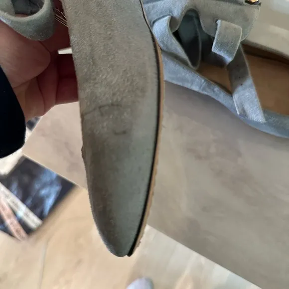 100% authentic Valentino blue suede flats