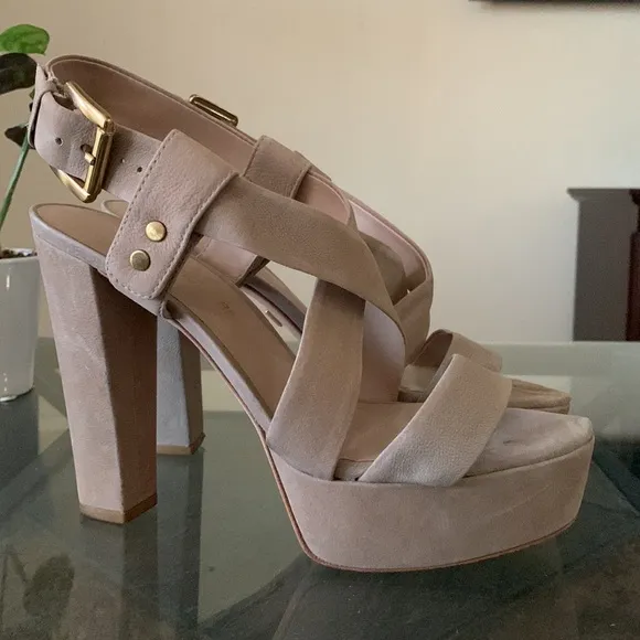 🔥1/2 of Summer Sale!🔥 POUR La VICTOIRE Nealla Chunky Strap Platform Sandals