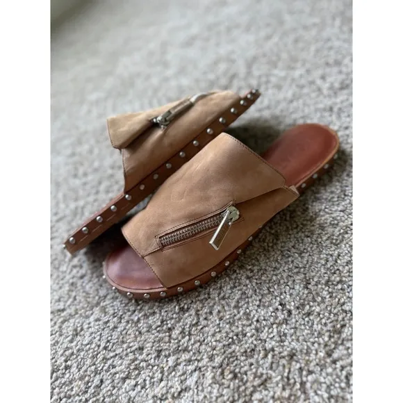 1.State Suede leather Slides Studded Zipper Accents Sandals Casual Tan Size 10