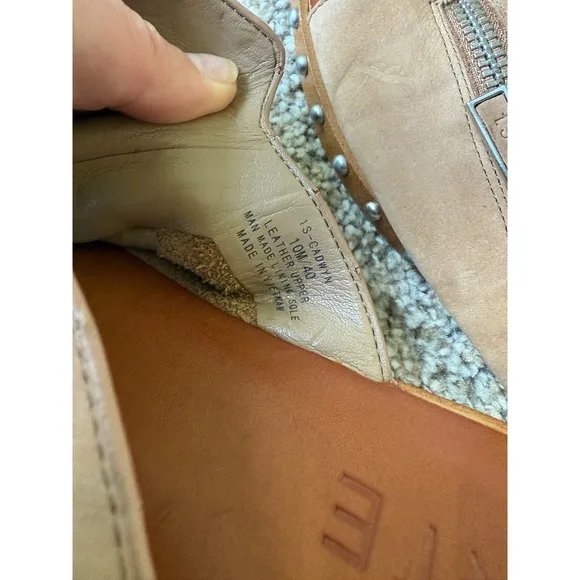 1.State Suede leather Slides Studded Zipper Accents Sandals Casual Tan Size 10