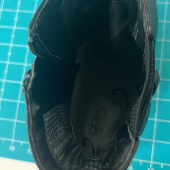 Abeo Geranium Black Leather Side Zip Wedge Ankle Boot Size 9 1/2.