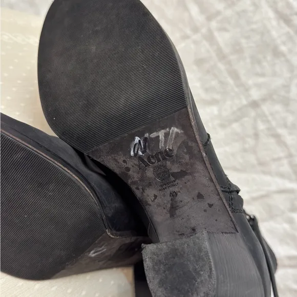Acne Black Leather Side Zip Ankle Boots Size 41 Designer Classic Casual