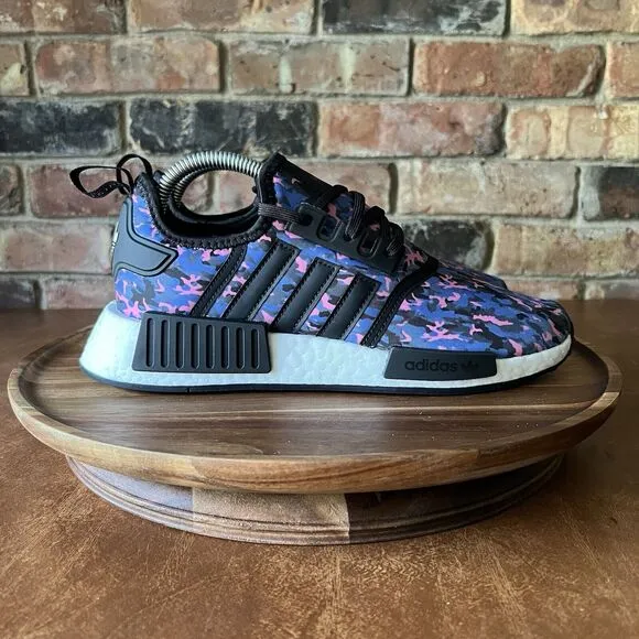 Adidas NMD R1 Camo Knitted Size Youth 7 Women's 8 Black Pink Blue Camo Shoes