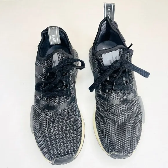 Adidas NMD_R1 Core Black Carbon Sneakers Men’s Size 8
