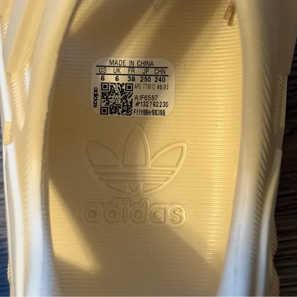 Adidas Originals Adifom Supernova J Shoes NWT Boy's Size 6 White