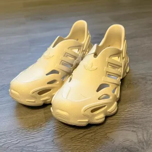 Adidas Originals Adifom Supernova J Shoes NWT Boy's Size 6 White