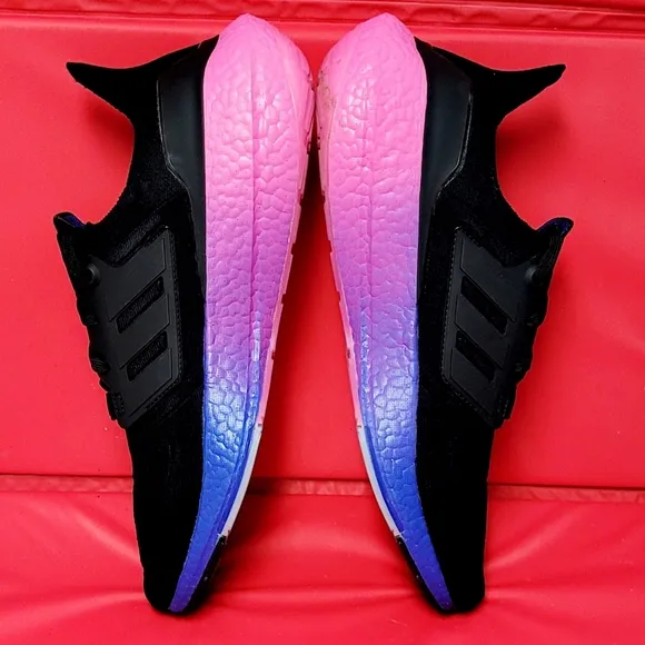 Adidas Ultraboost 22 Lucid Blue Men's Running Shoes #HQ8593 size 11