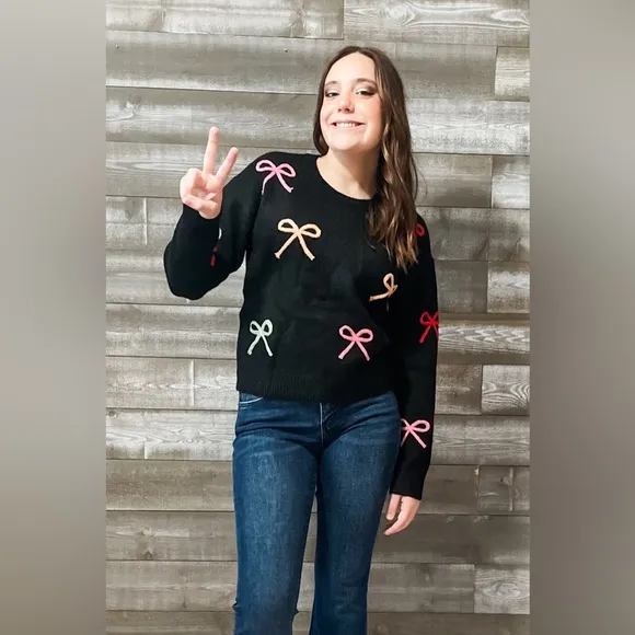 Adorable! jodifl black sweater with colorful bow design B12323