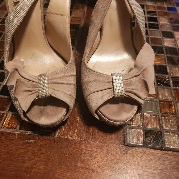 Aennis Eunis Made In Italy Leather sandals size 36