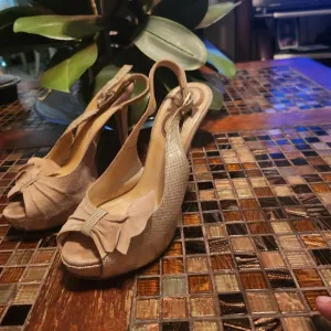 Aennis Eunis Made In Italy Leather sandals size 36