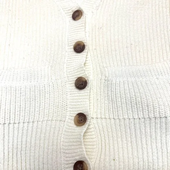Aeropostale Cream Colored Beige Knit Cardigan Long Sleeve Sweater Size Small Pet