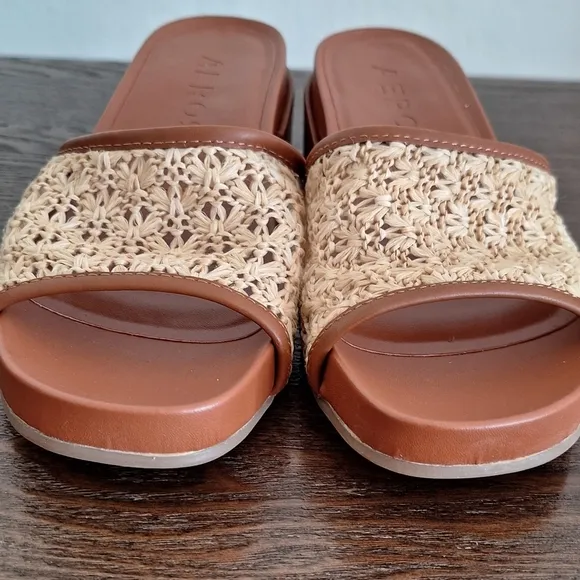 Aerosoles Brown Women's Clark Sandals Size 7.5 New