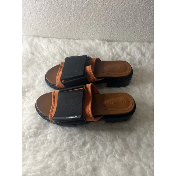Aerosoles Taylen Chunky Lug Slides Sandals Women Size 10.5M