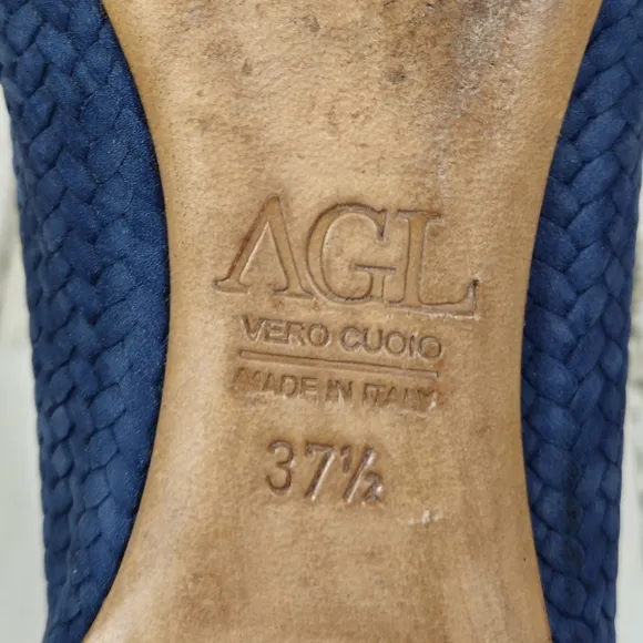 AGL Attilio Guisti Leombruni Blue Leather Buckle Flats