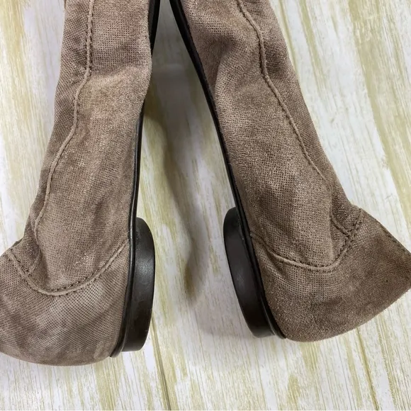 AGL Gray Suede Leather Cap Toe Buckle Ballet Flats