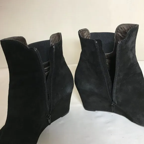 AGL Made in Italy Black Soft Suede Wedge Side Zip Ankle Boots Size 39