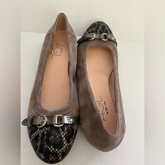 AGLSuede Animal Print Ballet Flats