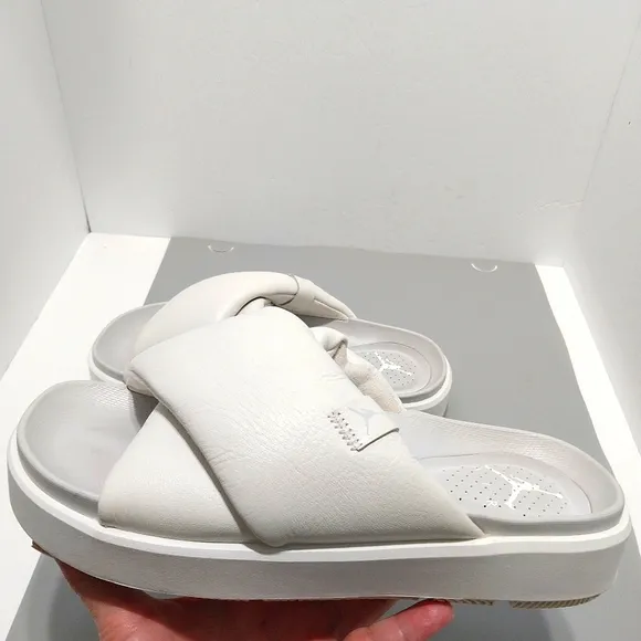 Air Jordan Sophia Leather Slides, NEW, Size 9| EUR 40.5
