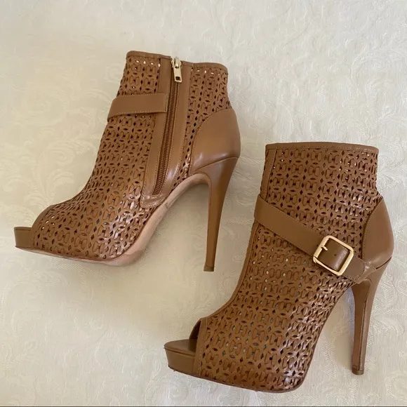 alegandra G side zip woven peep toe buckle boots