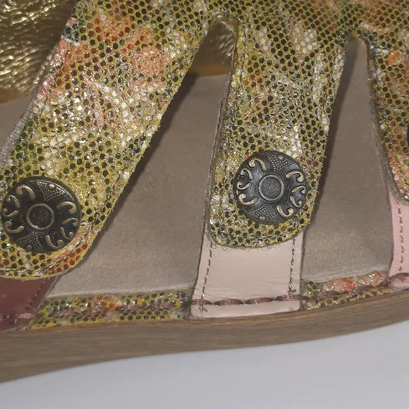 ALEGRIA Enmeshed Slide Sandals Floral Gold Peach Sage Green Tan EU 39 US 9