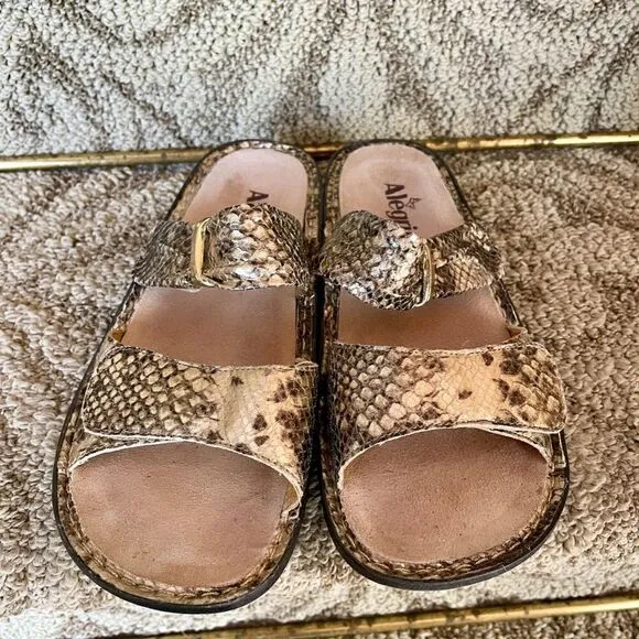 Alegria Karmen Glitz Gold Snake Leather Sandals Size 40 or 9.5 to 10