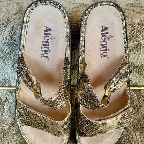 Alegria Karmen Glitz Gold Snake Leather Sandals Size 40 or 9.5 to 10