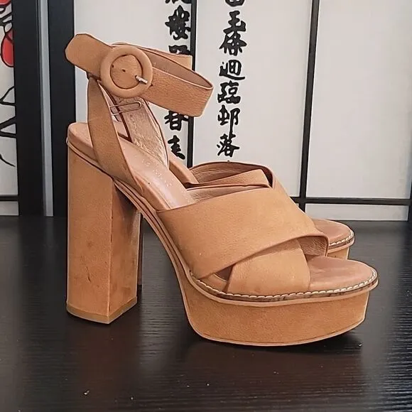 Alias Mae Chunky Heel Platform Sandals.
