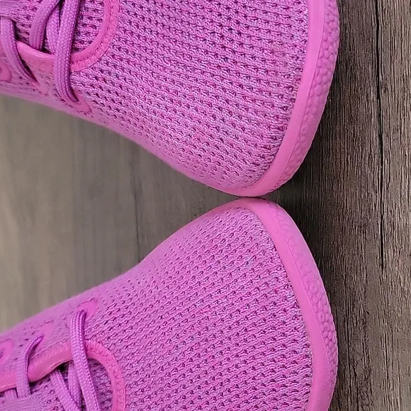 Allbirds Limited Edition Bloom Pink TR Tree Runner Sneakers size 9
