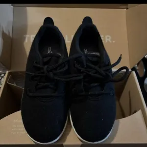 Allbirds Smallbirds BK Merino Wool Runners Shoes Sneakers Machine Washable NIB