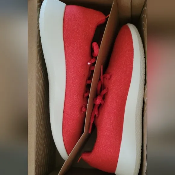 Allbirds Smallbirds BK Merino Wool Runners Shoes Sneakers Machine Washable Red
