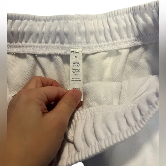 Alo Yoga Accolade Sweat Shorts in Ivory