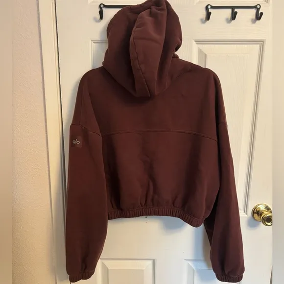 Alo Yoga Cherry Cola Refresh Stadium Half Zip Hoodie, M