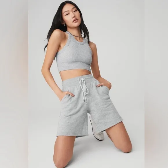 Alo Yoga High-Waist Easy Sweat Short Athletic Heather Grey