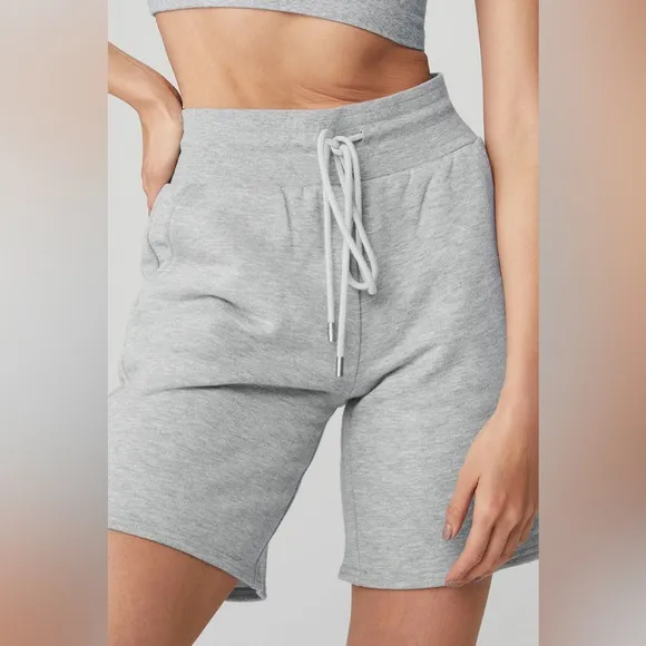 Alo Yoga High-Waist Easy Sweat Short Athletic Heather Grey