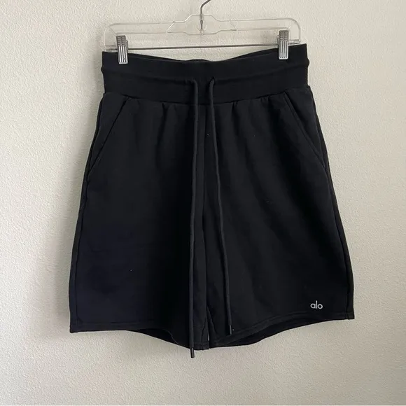 Alo Yoga HIGH-WAIST EASY SWEAT SWEATSHORTS SHORTS
