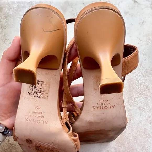 ALOHAS Asymmetric Straps Heels Square Toe Camel Color Size 42