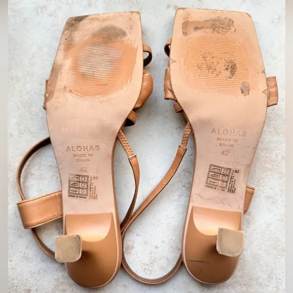ALOHAS Asymmetric Straps Heels Square Toe Camel Color Size 42