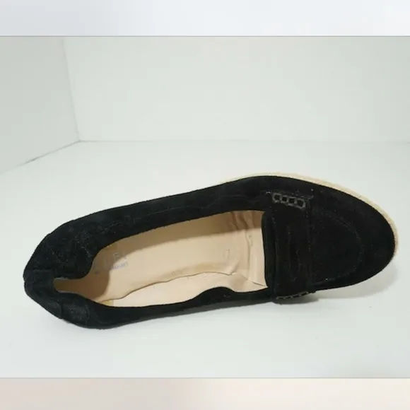 Amalfi by Rangoni Balck Suede Casual Flats