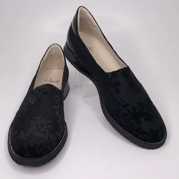 AMALFI by Rangoni Black Eufemio Loafers sz 8.5